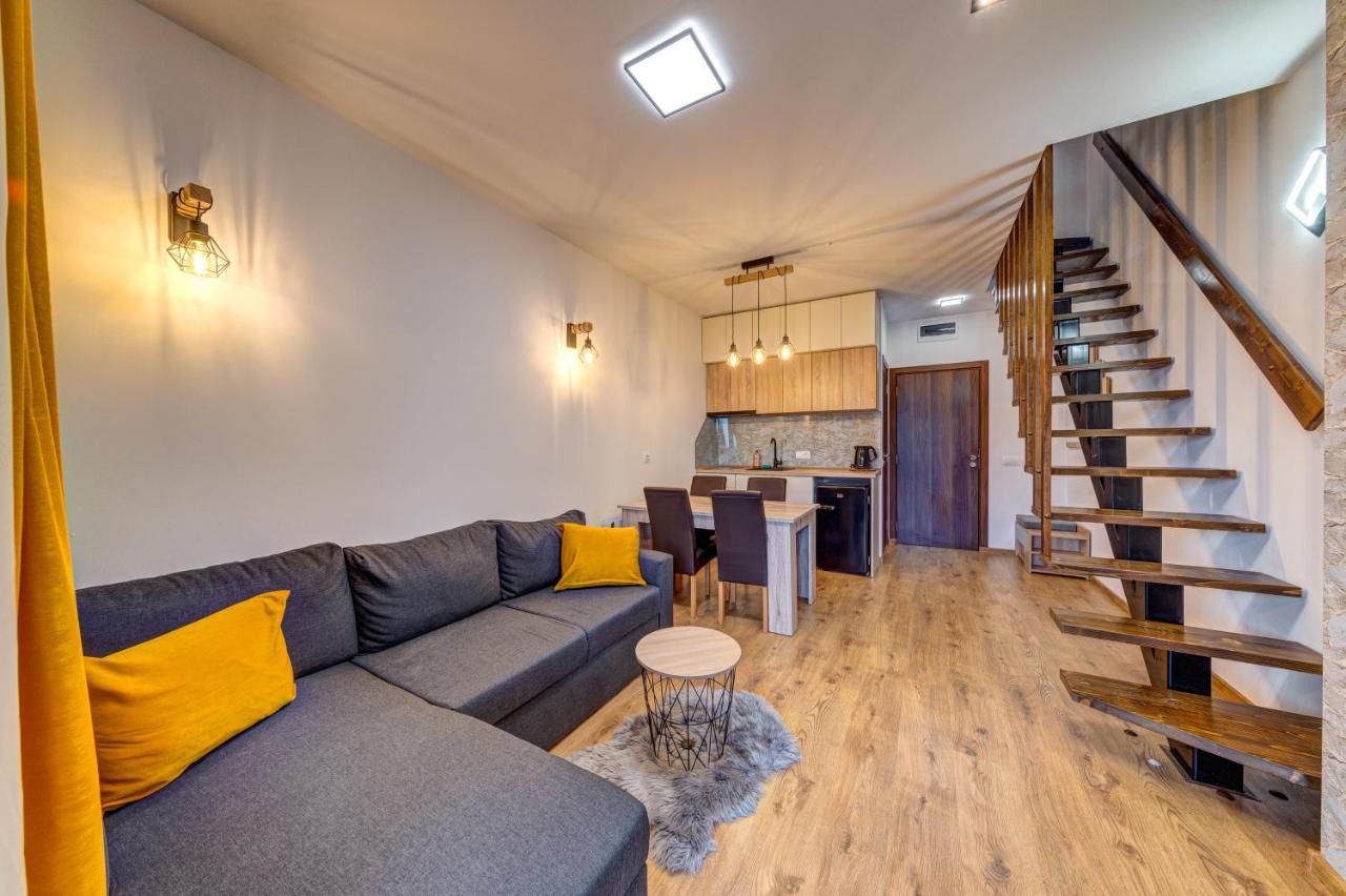 סמוליאן Skyday Penthouse Deluxe At Oak Residence מראה חיצוני תמונה