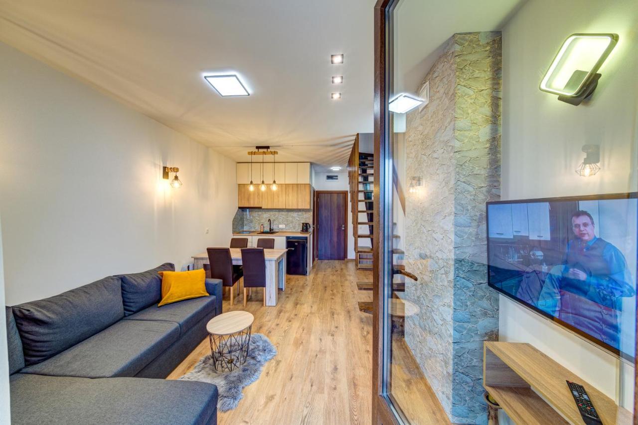 סמוליאן Skyday Penthouse Deluxe At Oak Residence מראה חיצוני תמונה